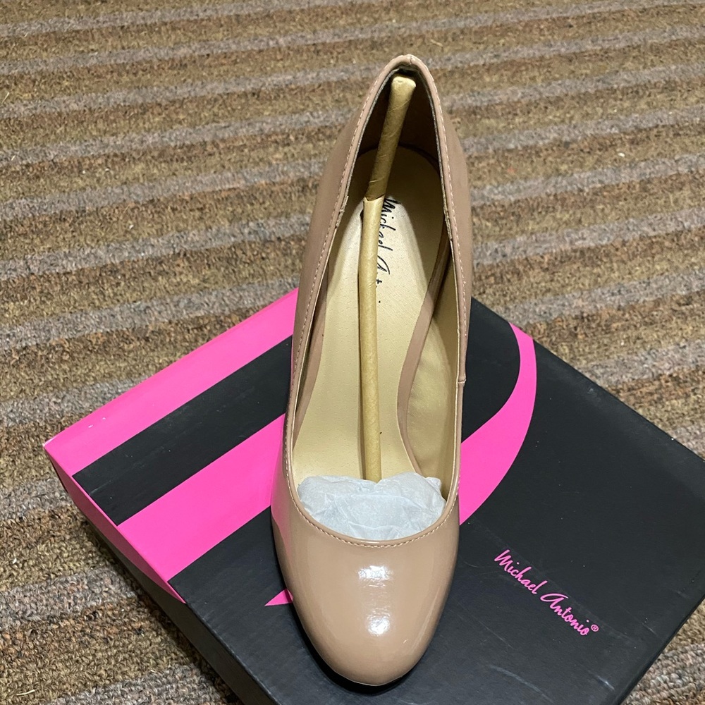 Lydia-Patent Leather